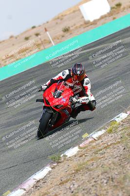 media/Oct-15-2022-TrackXperience (Sat) [[8f70b8b0be]]/Group 2/session 4 turn 1/